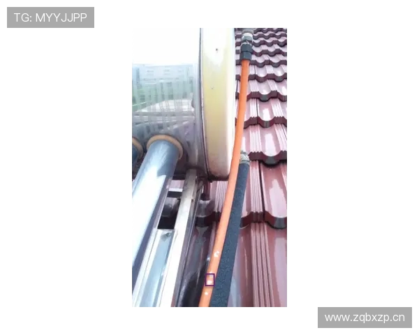 挖掘机散热器溢流管堵塞检查